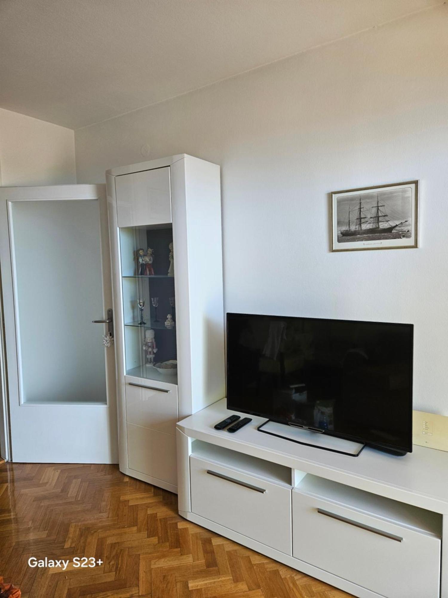 Apartment Jakov Senj  Eksteriør billede