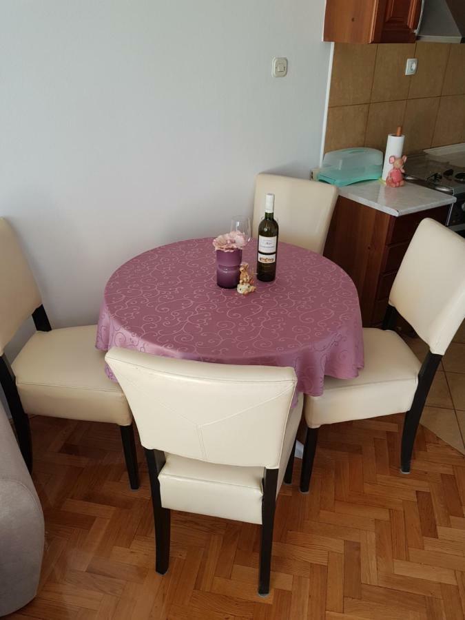 Apartment Jakov Senj  Eksteriør billede