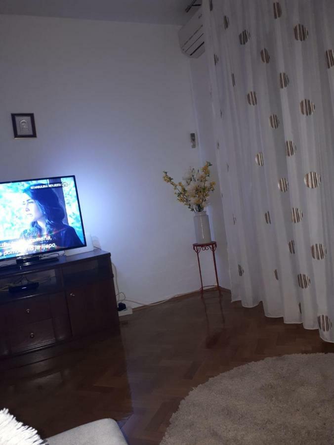 Apartment Jakov Senj  Eksteriør billede