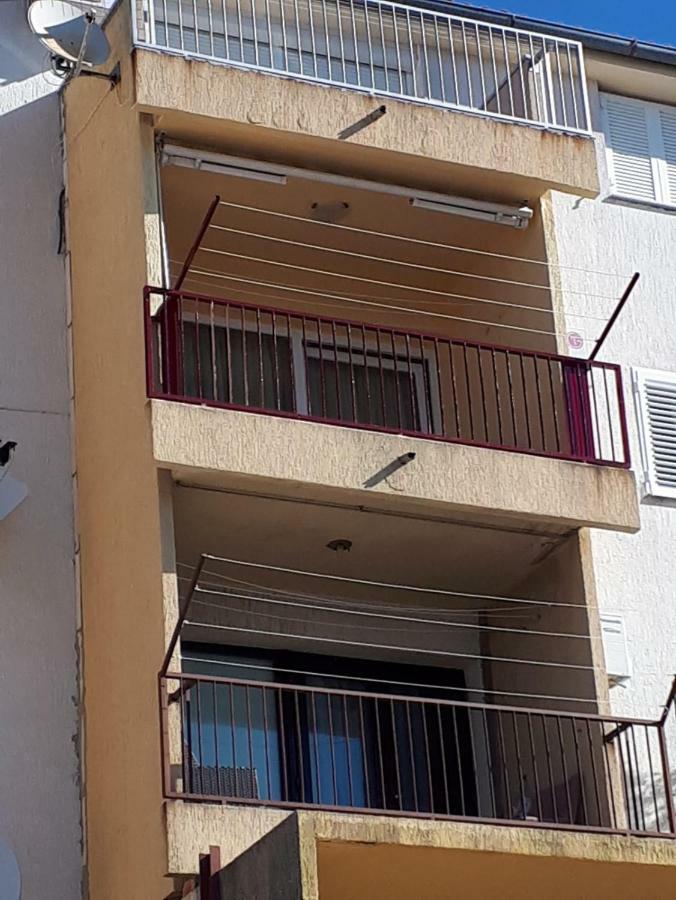 Apartment Jakov Senj  Eksteriør billede